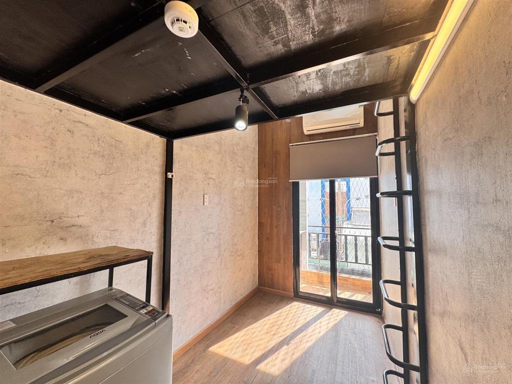 Phòng trọ cho thuê quận 1 hẻm 212b nguyễn trãi gần đại học ngân hàng ngay bến xe buýt sài gòn