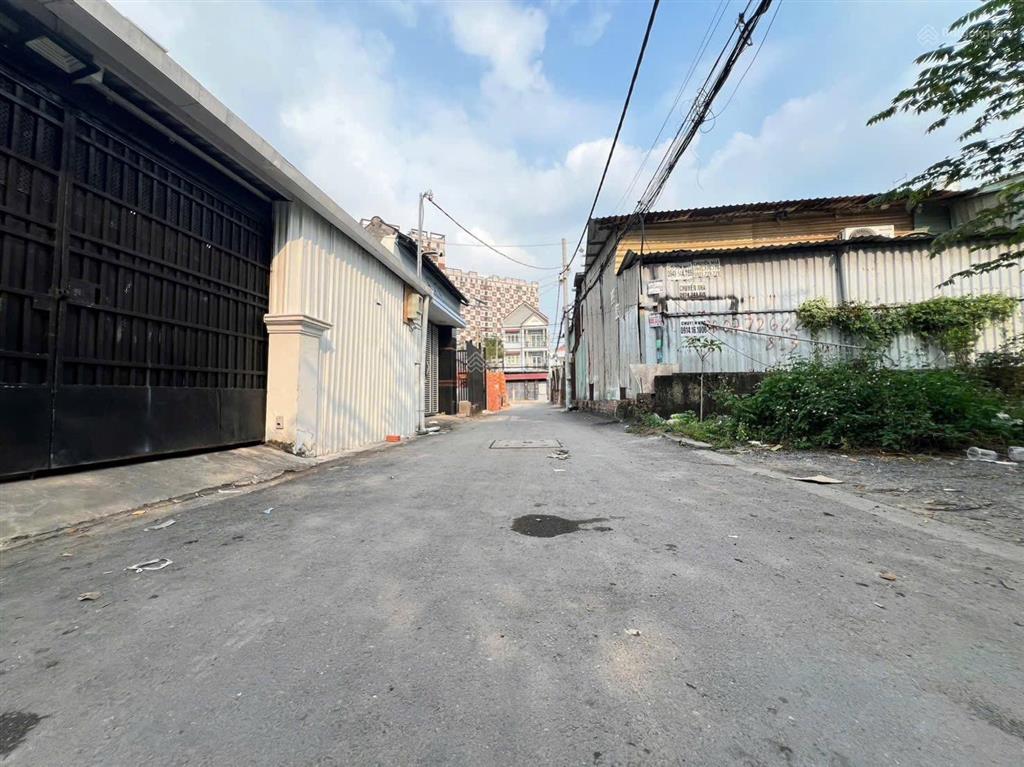 Đất hẻm xe tải câu keo, ngang bề thế (20x14) 275m2 thích hợp tách 4  5 lô giá 11,5tỷ (40tr/m2)