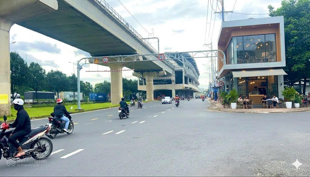 Tôi cần bán lô đất lớn 1800m2 mặt tiền qh 40m sát ga metro ngang (41x40) 37tỷ giá có thương lượng
