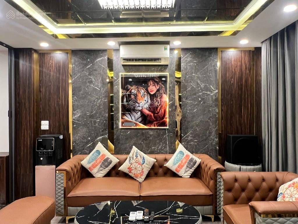 Bán nhà riêng 12,25 tỷ, 42m2 tại thạch bàn, long biên, hà nội  ôtô vào nhà.