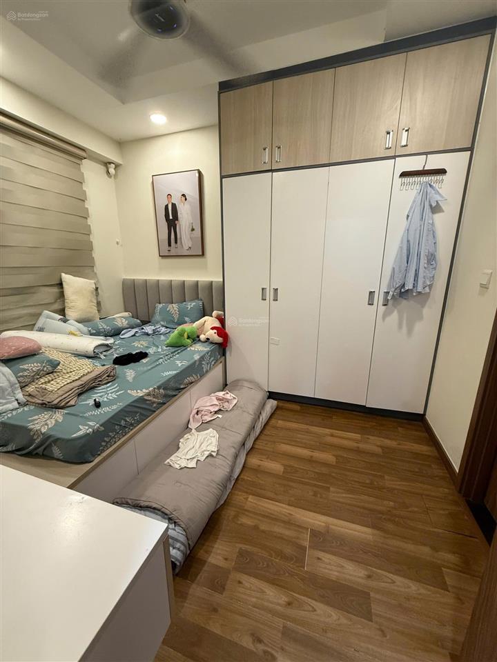 Bán the pegasuite 60m2  2pn  giá 3ty850  sổ hồng sẵn  full nội thất  view thành phố mát