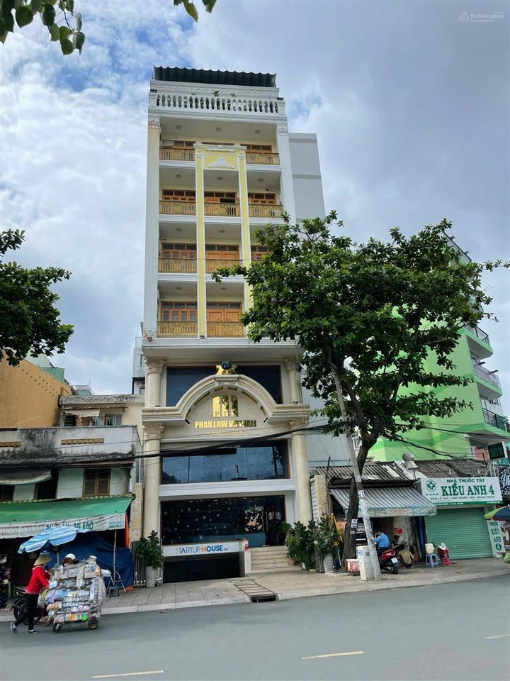 Bán gấp tòa nhà có dòng tiền 2tỷ640tr/năm mặt tiền ngay nguyễn gia trí, p.25, quận bình thạnh 55 tỷ