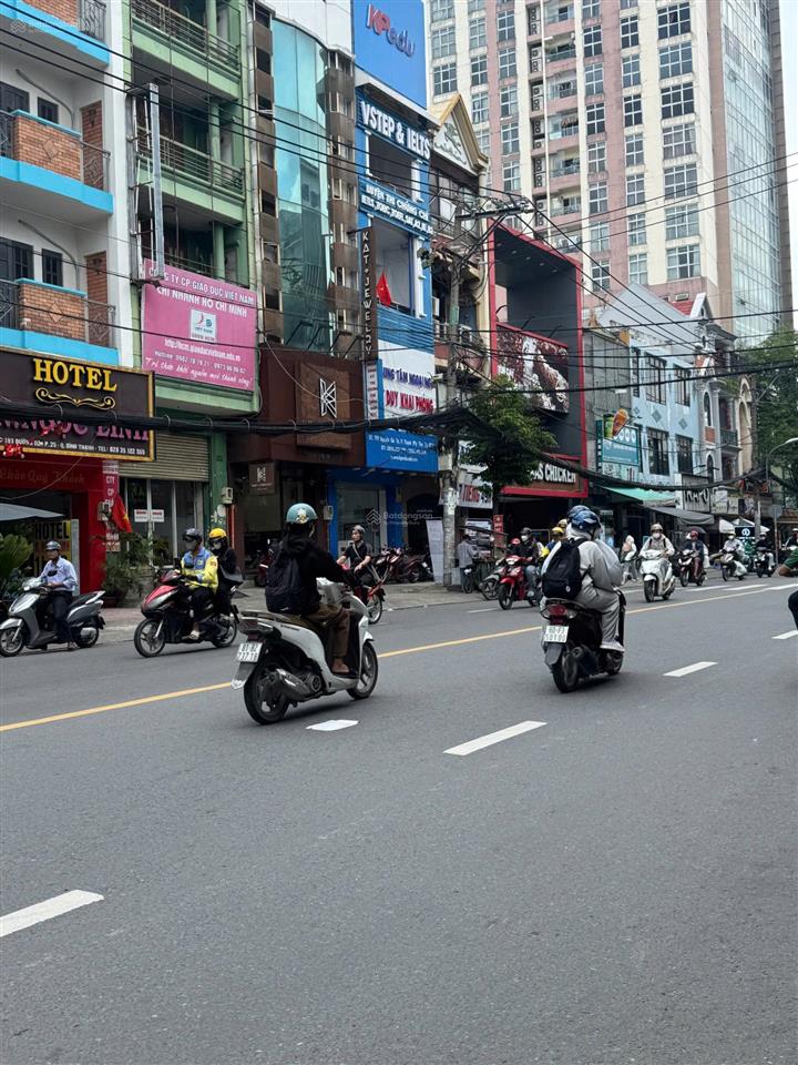 Bán gấp tòa nhà có dòng tiền 2tỷ640tr/năm mặt tiền ngay nguyễn gia trí, p.25, quận bình thạnh 55 tỷ
