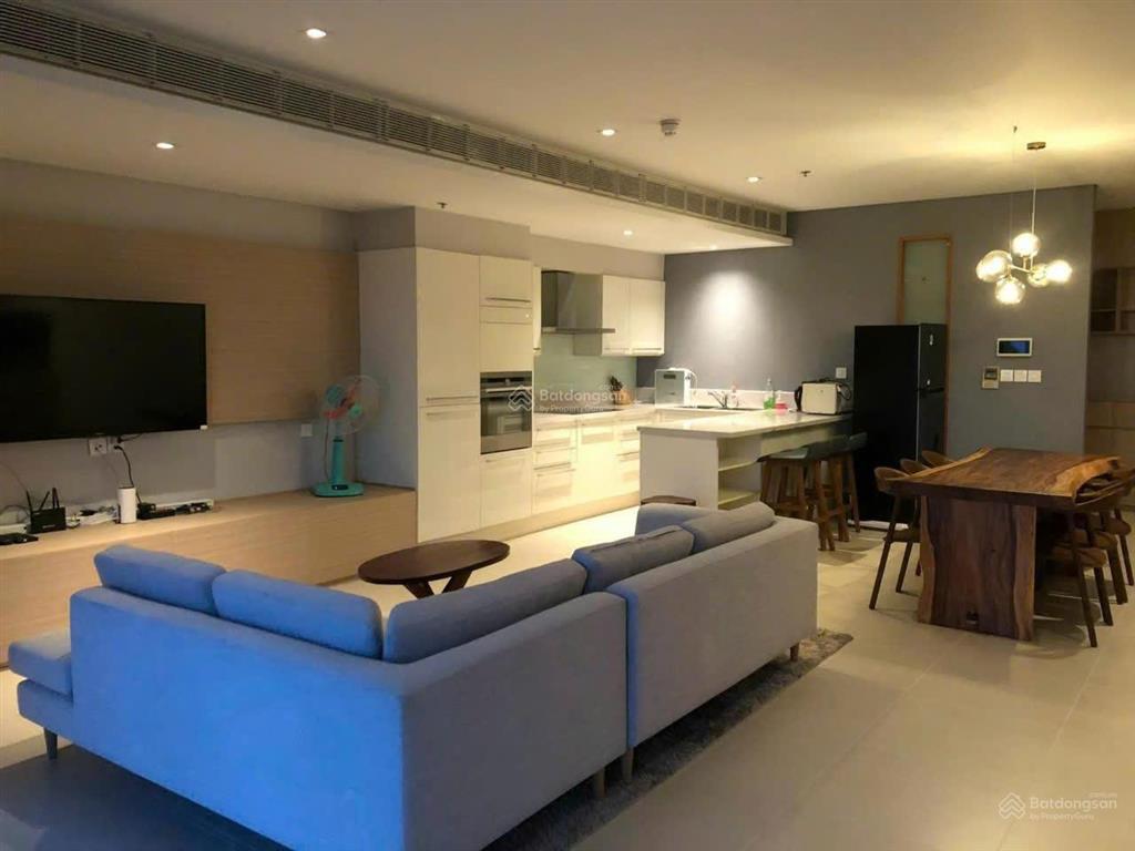 Trống sẵn t1/2026, dọn vào ngay căn 2pn dt lớn 125 m2, full nội thất, view sông đảo kim cương