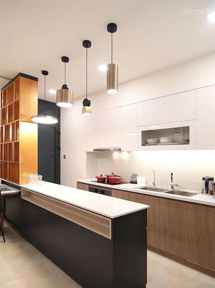 Chuyên giỏ hàng cho thuê căn 3pn vinhome bason  diện tích lớn ngắm trọn view pháo hoa mùa tết 2026