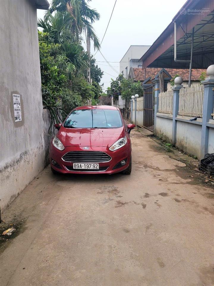 Cần tiền bán gấp lô đất 55m2, mt 5m, đường oto thông tại phú trạch, mễ sở.giá chỉ 2.2 tỷ 0967 635 ***