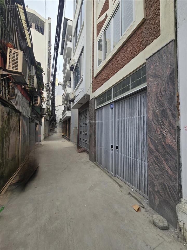 Mua đất tặng nhà 3 tầng dt 45m2, mt 4m ngõ sh quay đầu thoải mái