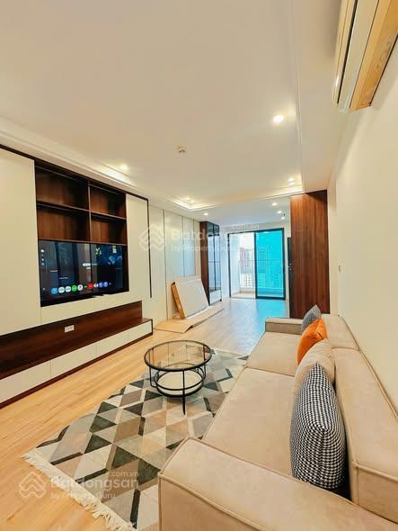 Cần bán gấp căn hộ chung cư toà az sky khu đô thị định công, môi trường xanh, tiện ích đỉnh cao