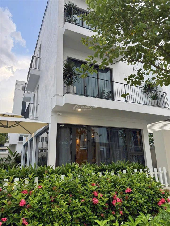 Bán biệt thự đơn lập vilasta sầm sơn cách biển chỉ 80m