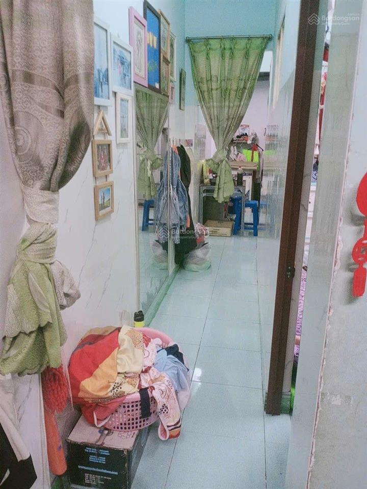 Bán nhà ngay chợ tân trụ tân bình 40m2 / gía 3,35 tỷ, thương lượng
