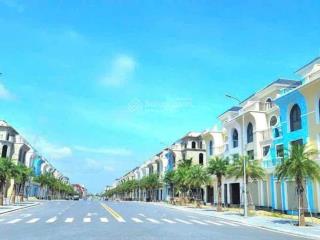 Cực hot shophouse biển đồng hới, giá ngoại giao