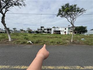 Chính chủ bán cặp đất biển đường việt bắc vị trí đẹp gần biển