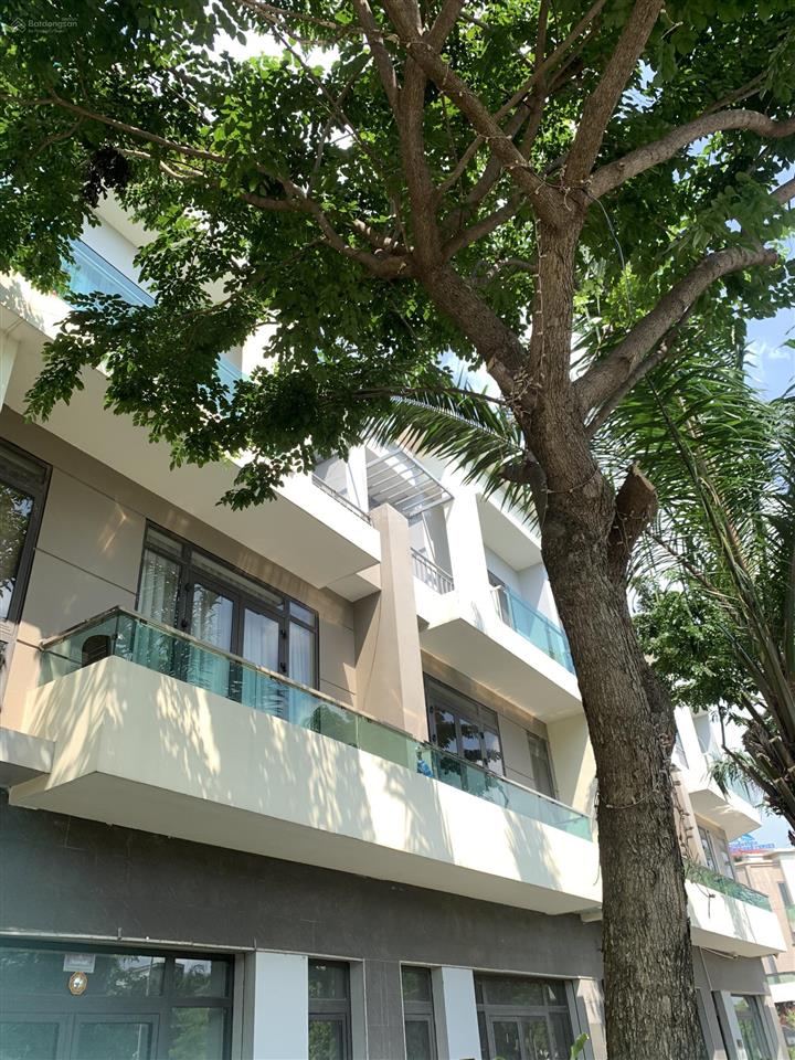 Bán gấp căn shophouse đẹp tại centa city, 14,1 tỷ (bao thuế phí) 120m2, từ sơn, bắc ninh siêu hot