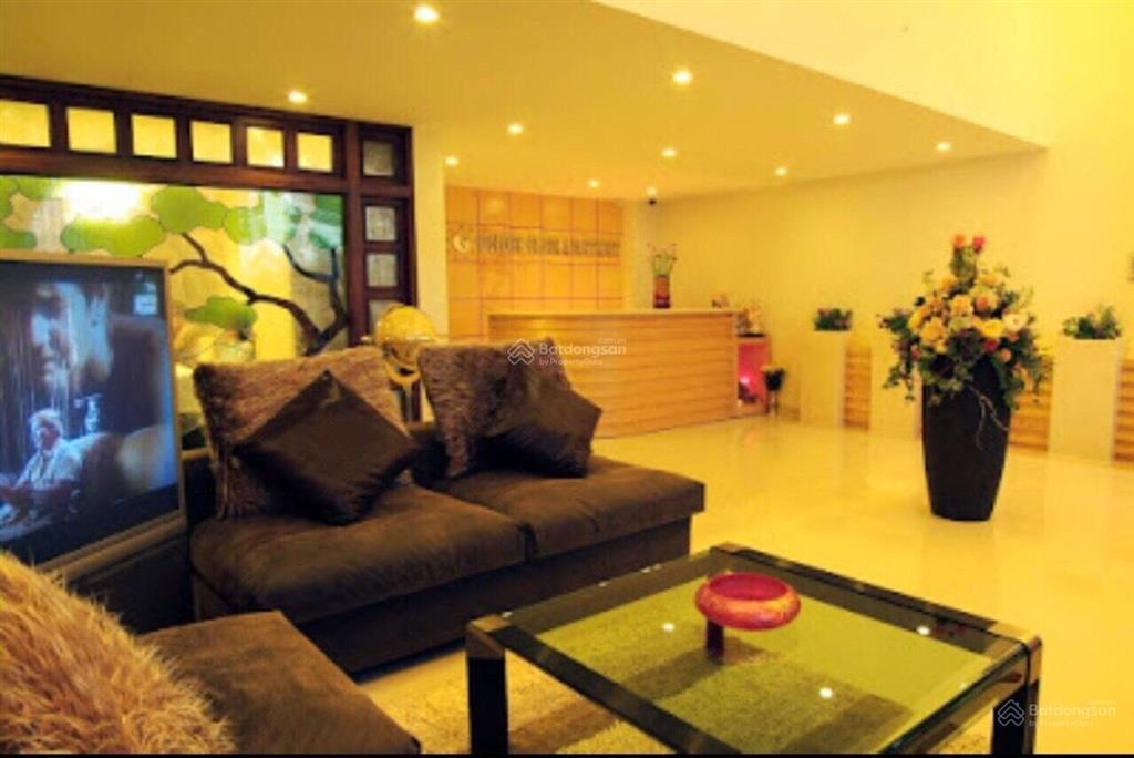 Rẻ nhất mặt tiền lê quang định,bình thạnh, kết cấu 1 hầm 7 tầng hđt 170tr/tháng, chỉ 190tr/m2