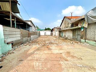 Bán đất full thổ mtkd xã bà điểm  hóc môn ( nở hậu )