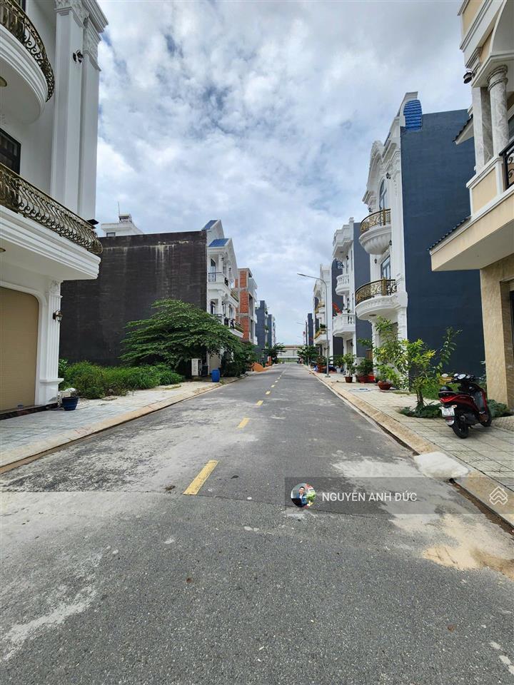 Đất cực đẹp ngang 5x17m kdc the sun city  chỉ 3.5 tỷ  nhanh tay sở hữu. khu dân trí cao cấp