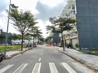 Bán đất tại kdc icon central  đang có lô đẹp 3.5 tỉ.  0902 946 ***