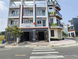 5.95 tỉ  bán căn nhà rẻ nhất phú hồng thịnh 9 6pn. trệt 3 tầng  0902 946 ***