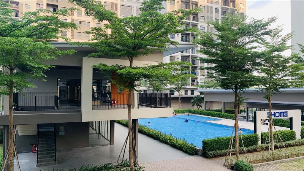 Bán căn hộ ehome view nội khu hồ bơi, hướng mát giá 1,240 tỷ full (còn thương lượng)