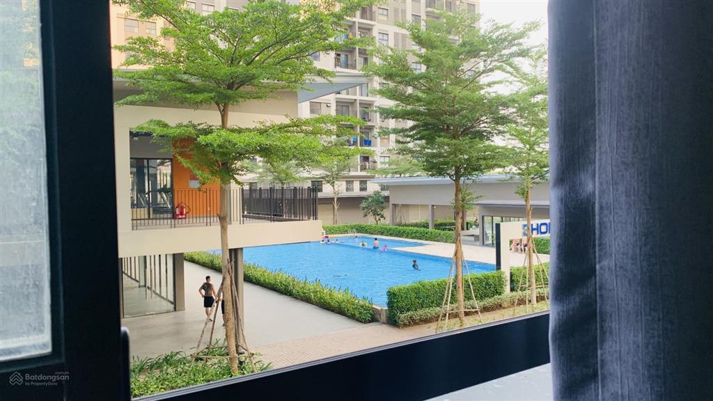 Bán căn hộ ehome view nội khu hồ bơi, hướng mát giá 1,240 tỷ full (còn thương lượng)