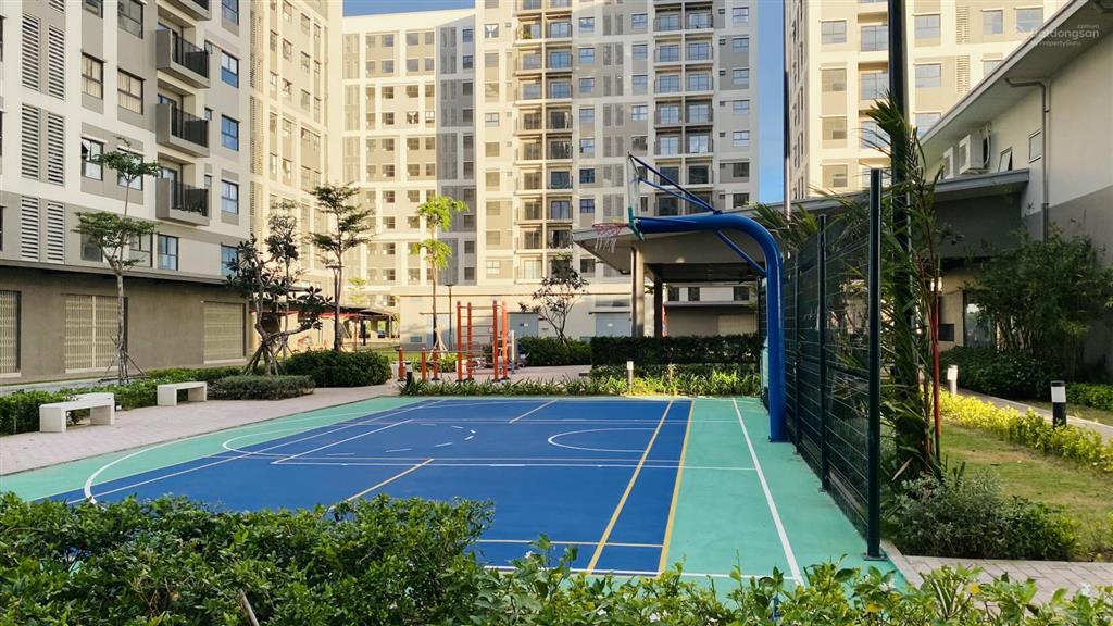 Bán căn hộ ehome view nội khu hồ bơi, hướng mát giá 1,240 tỷ full (còn thương lượng)