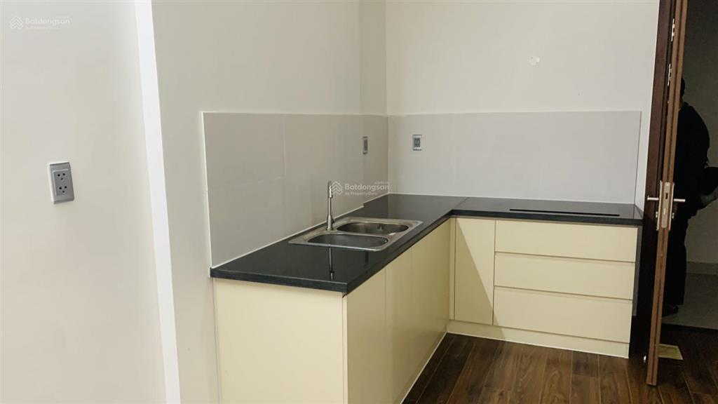 Bán căn hộ ehome view nội khu hồ bơi, hướng mát giá 1,240 tỷ full (còn thương lượng)