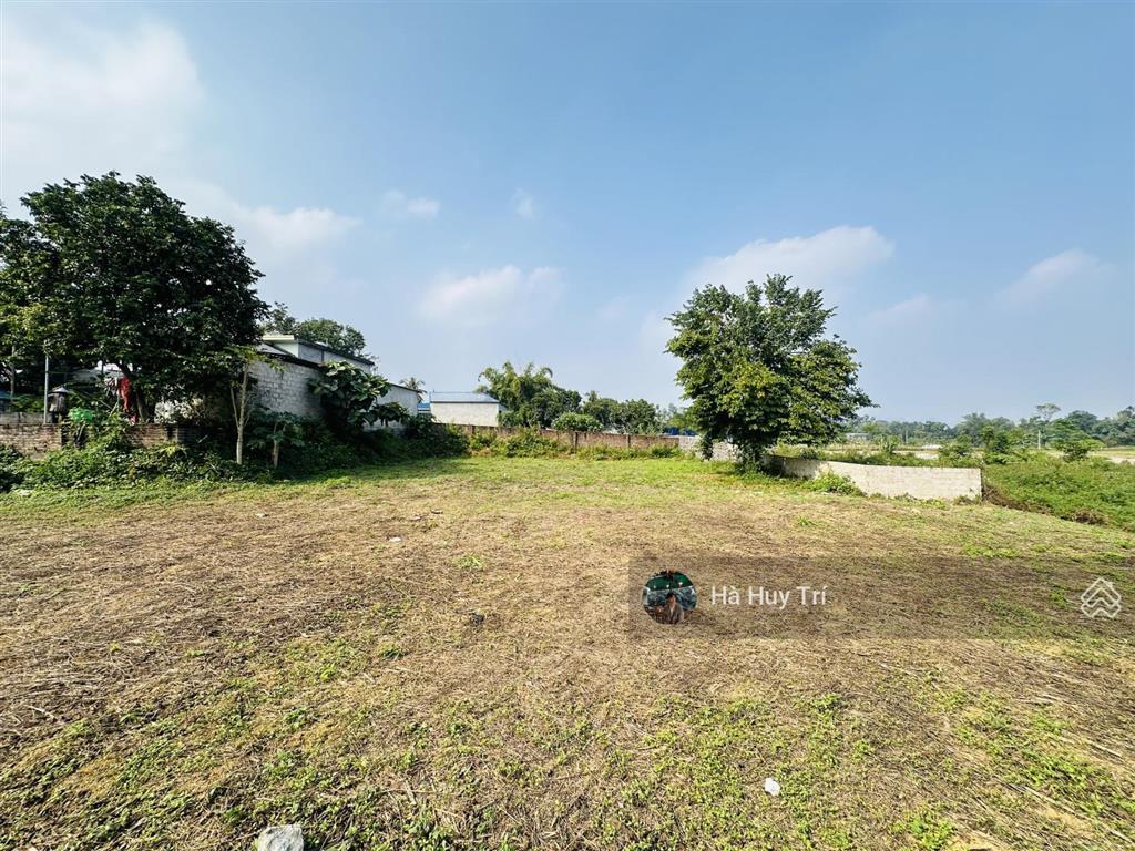 850m2  250m2 thổ cư  lô góc  view paronama cánh đồng núi non  cách ql21a 500m