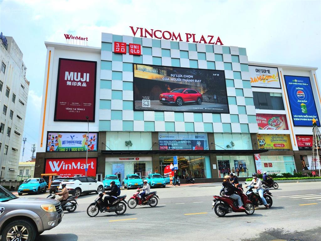 Chủ gấp bán xử lý công việc, nhà 3 tầng btct ngay vincom quận 9