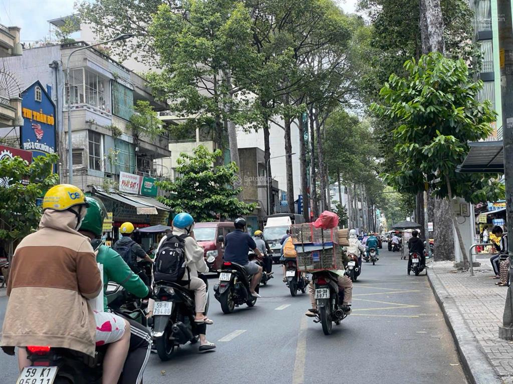 36 tỷ  bán gấp nhà đường nguyễn chí thanh p.7 quận 10 dt 7,5m x 24,5m