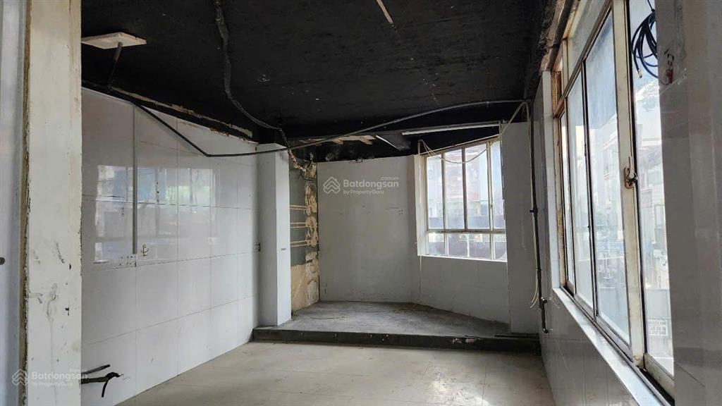 Bán gấp nhà góc 2 mt đường nguyễn tri phương p.8 quận 10, dt 5m x 14m 8 tầng thang máy