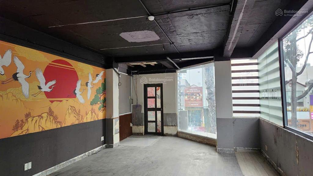 Bán gấp nhà góc 2 mt đường nguyễn tri phương p.8 quận 10, dt 5m x 14m 8 tầng thang máy