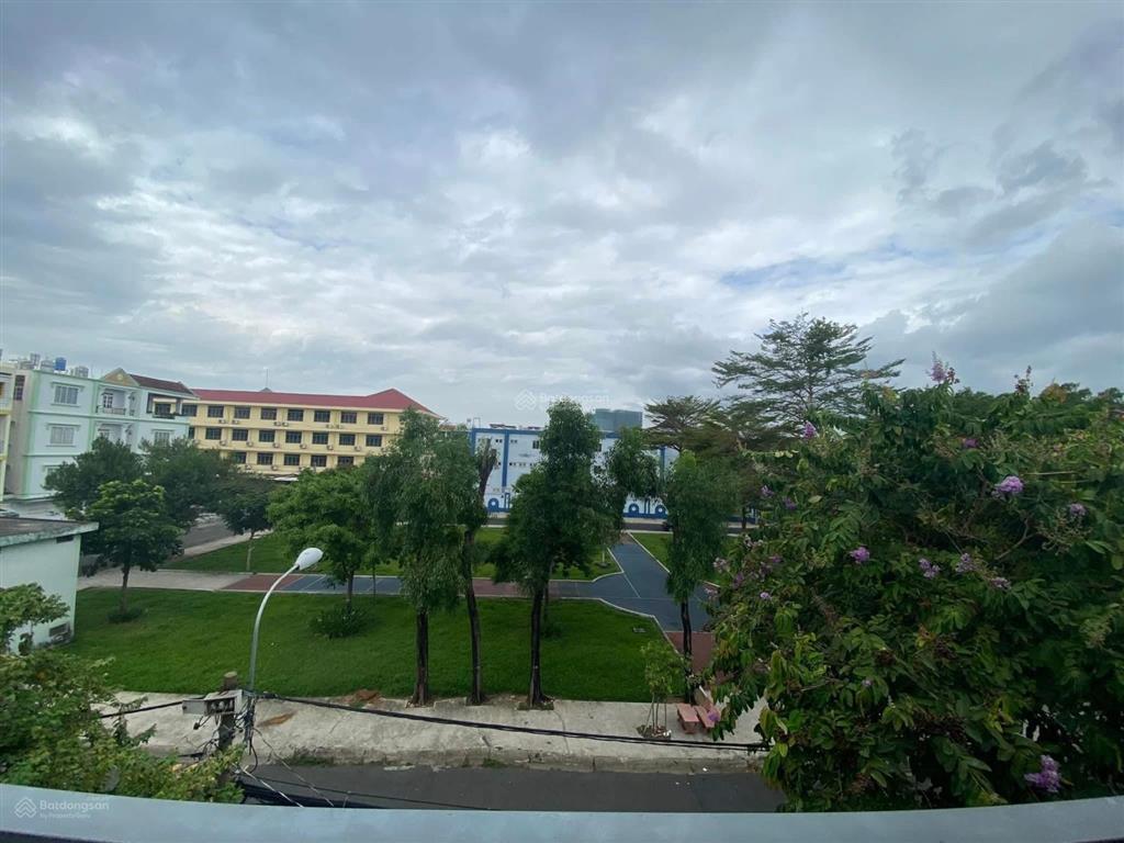 Cho thuê nhà khu tên lửa, mt đường số 5, dt 8 x 20m, 3 tấm, 39 triệu/tháng (tín hưng)