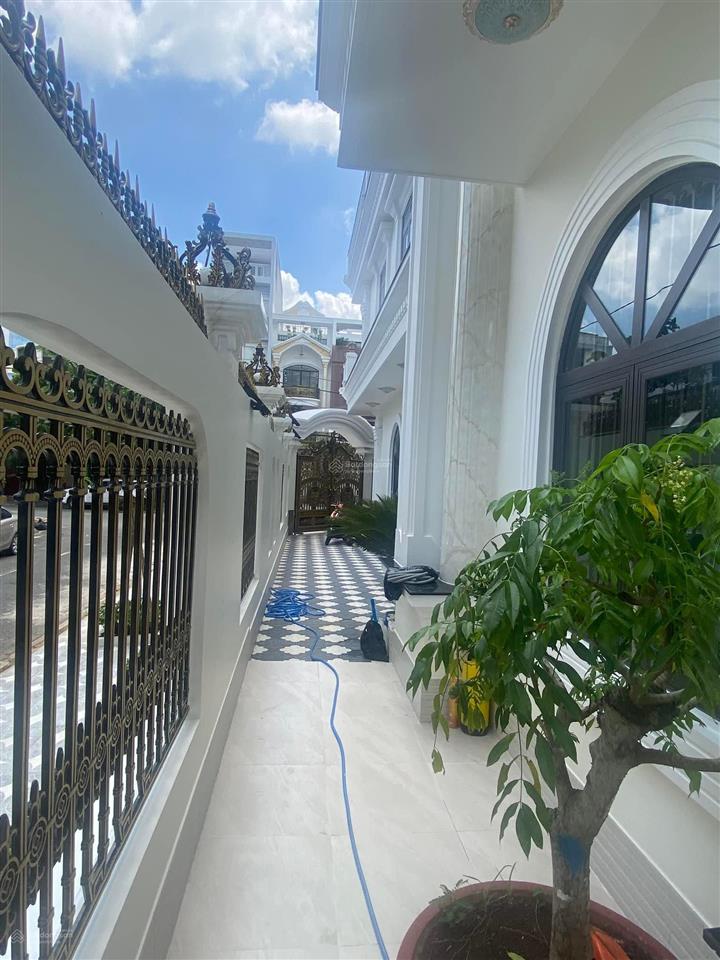 Bán nhà khu tên lửa, góc 2mt đường số 19, dt 11 x 20m, 3.5 tấm, 41 tỷ (tín hưng)