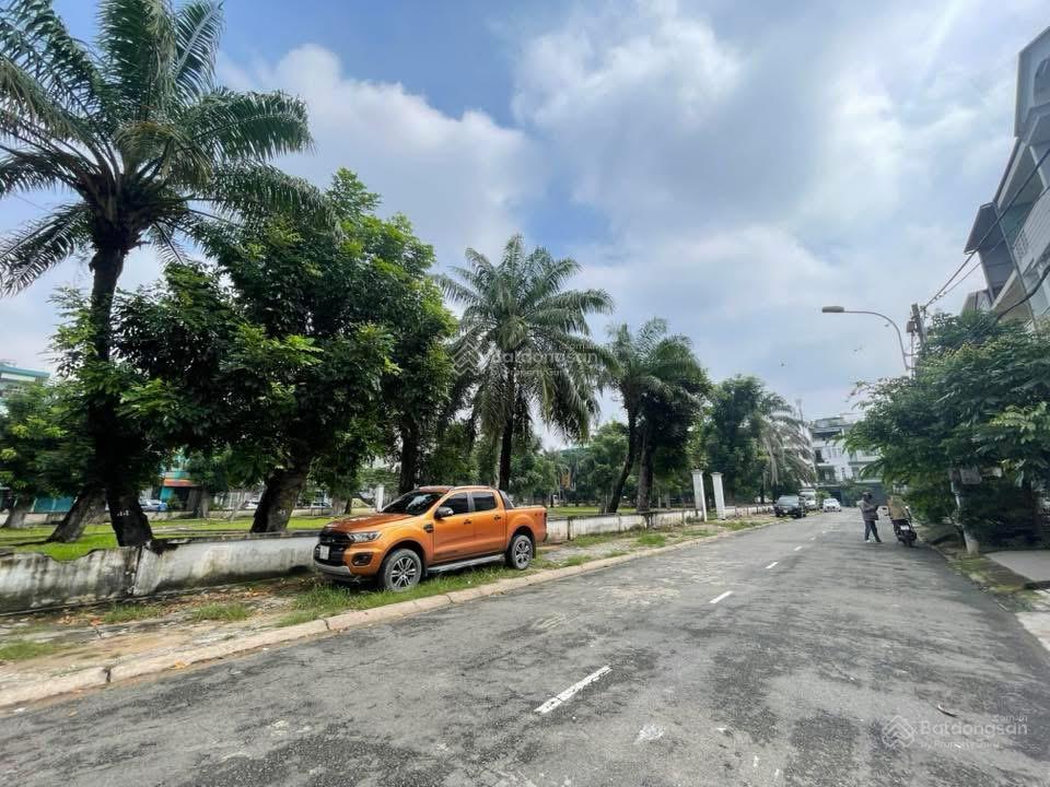 Bán nhà hẻm 110 bà hom, 4 x 16m, 5 tấm, 9.5 tỷ. đd công viên (tín hưng)