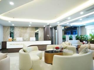 (chủ cần tiền bán gấp  giá đầu tư) bán nhà phố lạc long quân  vị trí đẹp kd sầm uất  sát hồ tây