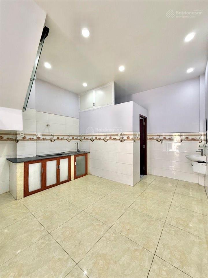 Nhà mới đẹp ở ngay, 4*12, 3 tầng, 4pn, hxh sát chợ phạm văn hai, chỉ nhỉnh 7 tỷ