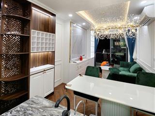 Nội thất làm 700tr nay cần bán gấp căn hộ đẹp cskyview, đường d8, 2,35 tỷ, 80m2 gọi 0902 009 ***