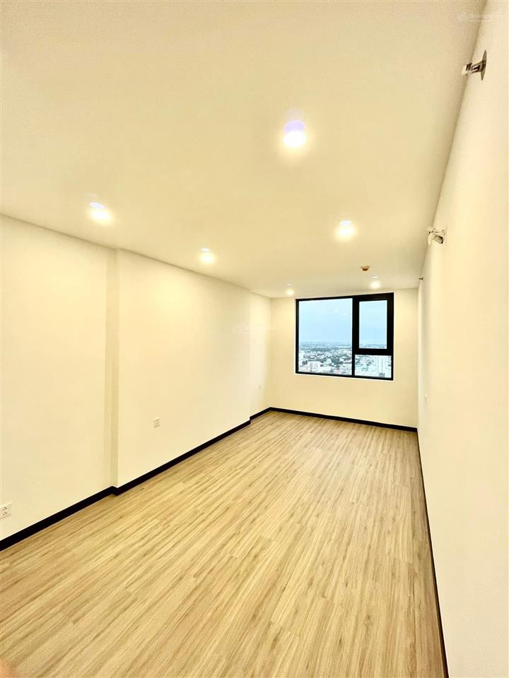 Bán căn hộ c  skyview tại d8, chánh nghĩa, thủ dầu một, giá 2,2 tỷ