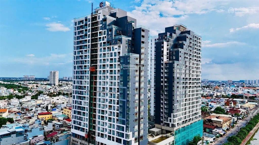 Bán shophouse, căn góc. d aqua. q 8. 135m3 giá 10 tỷ.   0901 425 *** oanh.