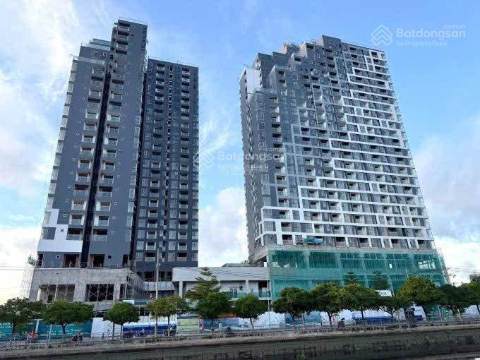 Bán shophouse, căn góc. d aqua. q 8. 135m3 giá 10 tỷ.   0901 425 *** oanh.