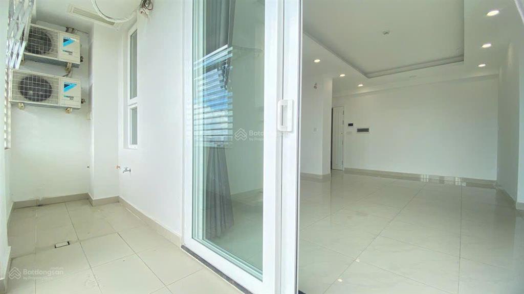 Bán căn hộ chung cư sài gòn mia, 4,9 tỷ, 65m2, 2pn, 2wc, bình chánh, hcm