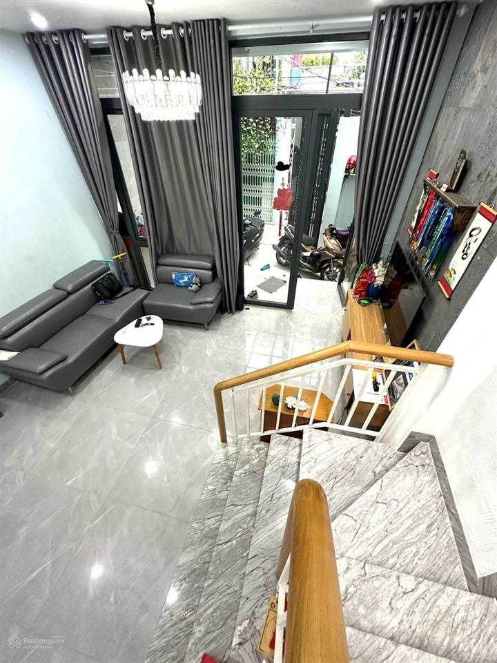 Bán nhà trường thọ, thủ đức. 105m2 giá chỉ 7tỷ4.