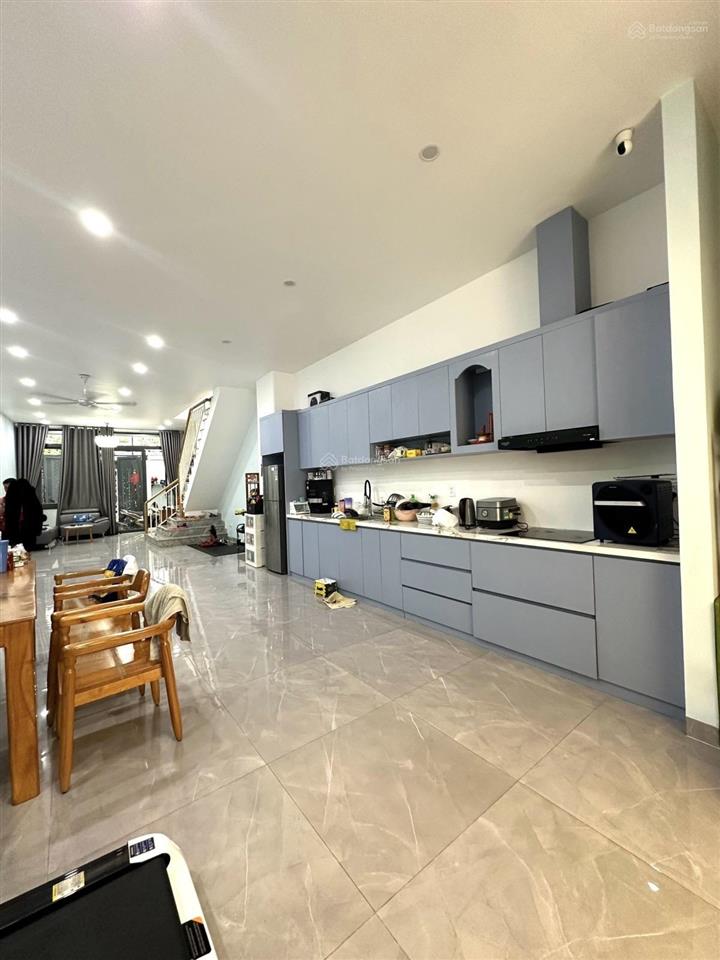 Bán nhà trường thọ, thủ đức. 105m2 giá chỉ 7tỷ4.