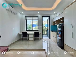 Phòng trọ studio bancol máy giặt riêng  full nội thất đi bộ qua vlu, hầm xe  thang máy
