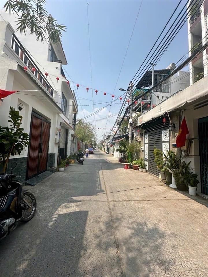 Trung tâm quận 7  huỳnh tấn phát hẻm xe hơi tránh ngang đẹp 6m x 20 tiện kinh doanh, chỉ 10.5 tỉ