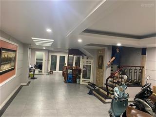 Cho thuê nhà nguyễn cơ thạch dt 110m, 5 tầng, 2 mt trước sau 6.8m, t1 thông sàn, trên chia 2 phòng