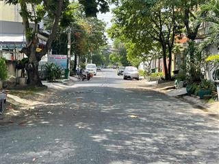 Lô đất mặt tiền đường số 18 liền kề nhà hàng bên sông 13 tỷ