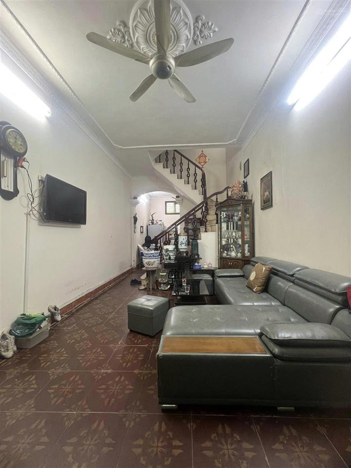 Bán nhà phố nguyễn khang, cầu giấy, phân lô, ô tô, dt 56m2* 5 tầng* mt 4m * giá 14 tỷ