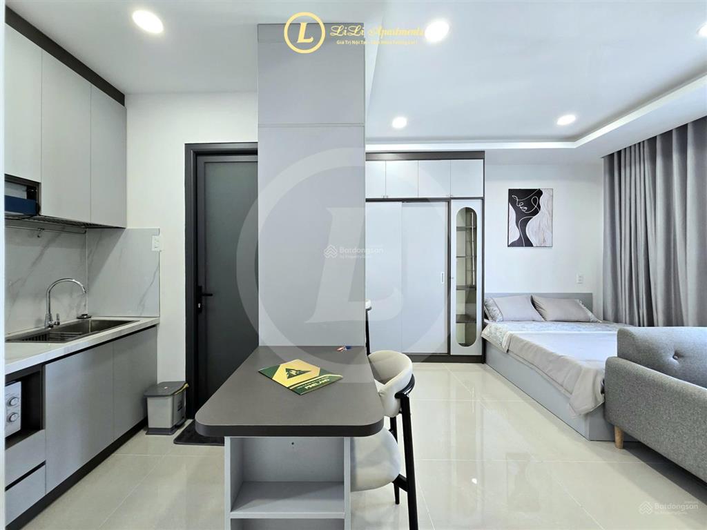 Chính chủ cho thuê căn hộ studio rộng gần 40m2  full nội thất