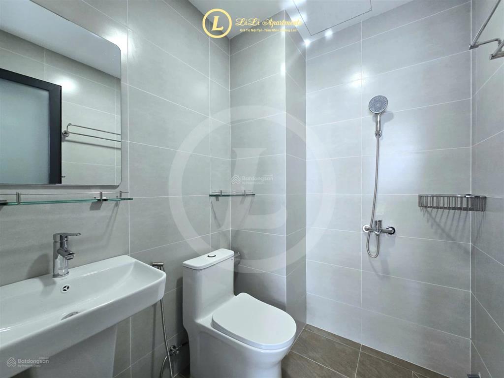 Chính chủ cho thuê căn hộ studio rộng gần 40m2  full nội thất
